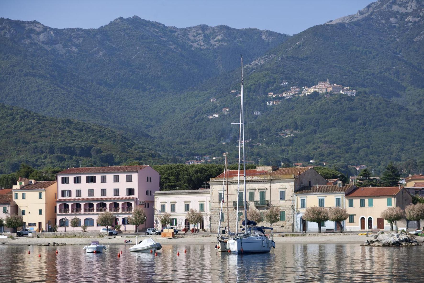 Hotel Marinella Marciana Marina  Exterior photo